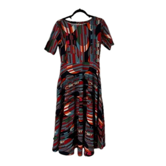 CG Dresses & Skirts - CG Women’s Vibrant Knee Length Dress Size M